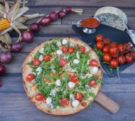 Pizza Gorgonzola con Rucola