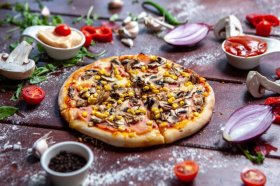 Pizza Prosciuto Funghi Extra