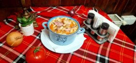 Ciorba de fasole cu afumatura